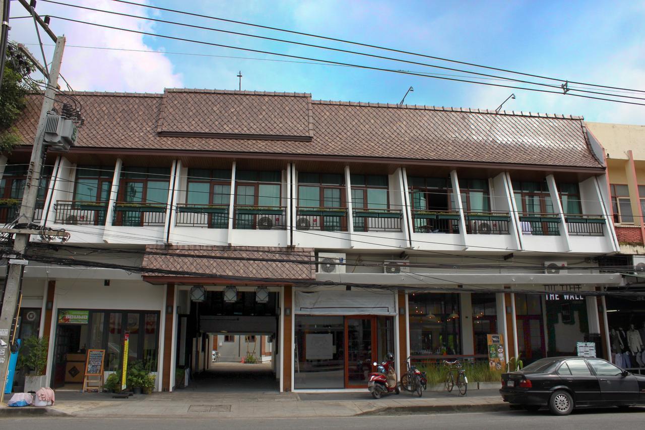 The Old City Wall Inn Chiang Mai Buitenkant foto